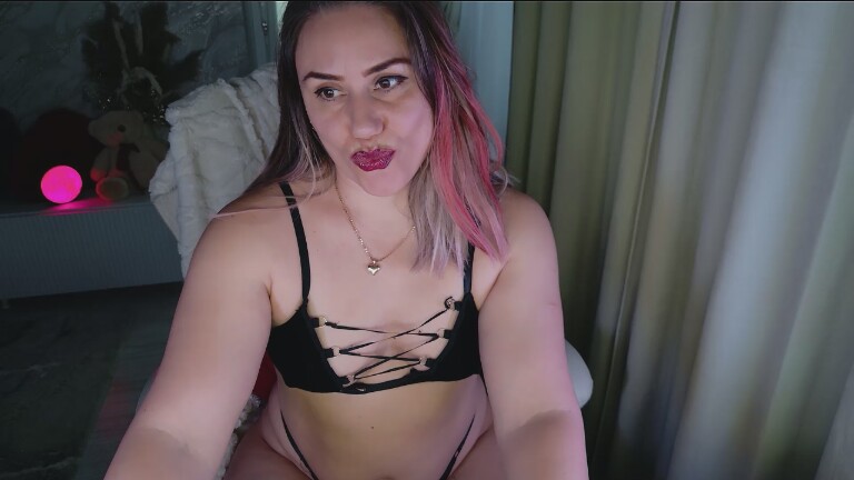 AnnyFitLove's Streamate show and profile