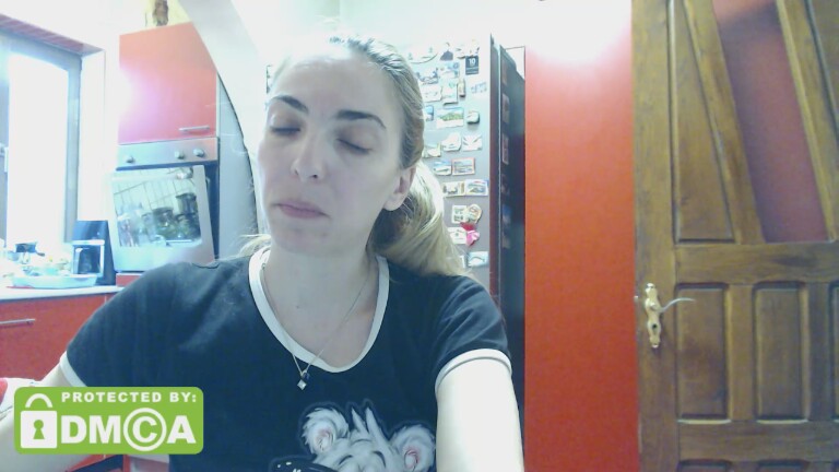 blondeangel_4u2's Streamate show and profile