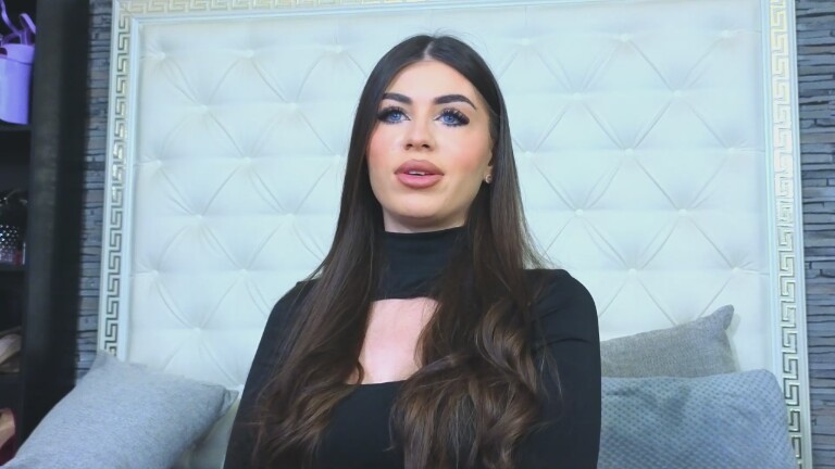 RoseVanessa's Streamate show and profile