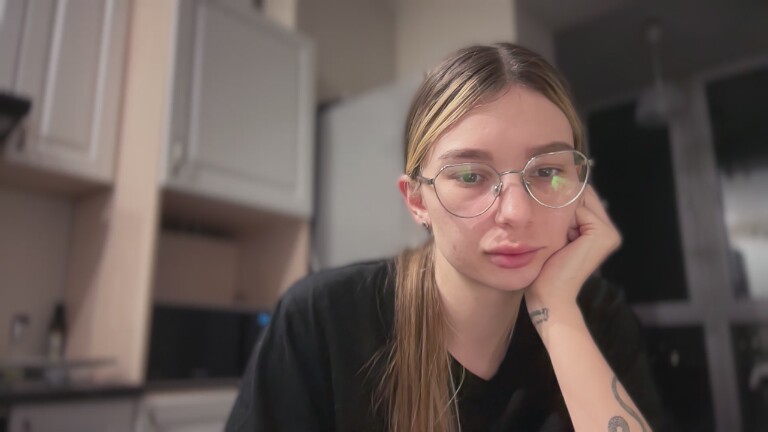 LonaSweet's Streamate show and profile