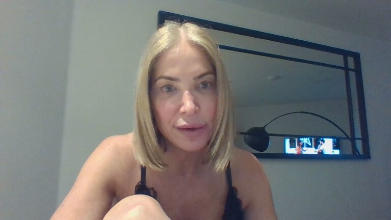 Bridgette321's Streamate show and profile