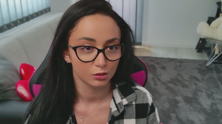 LilithBlaze's Streamate show and profile